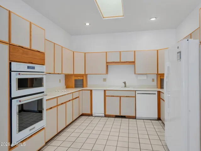 a view of an empty room with window