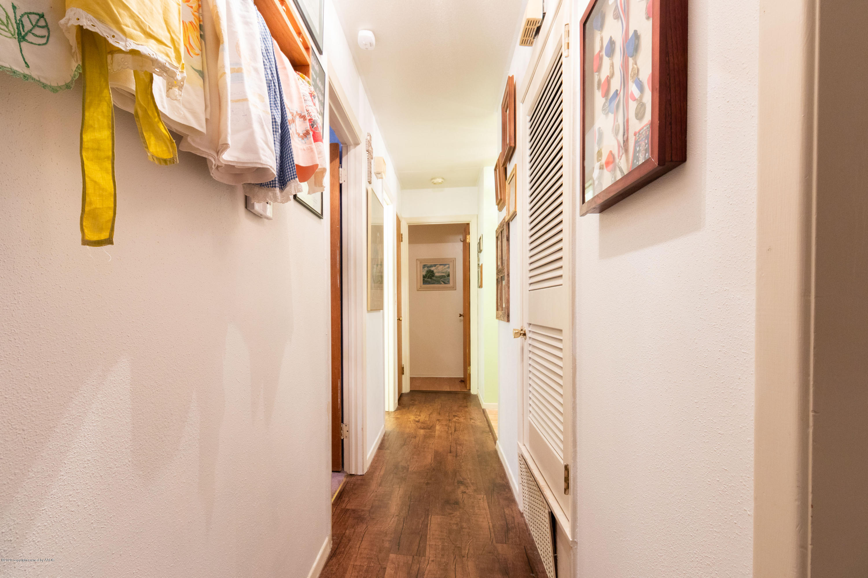 5113 Susan Drive Amarillo, TX 79110 - Photo 23 of 28 Hallway