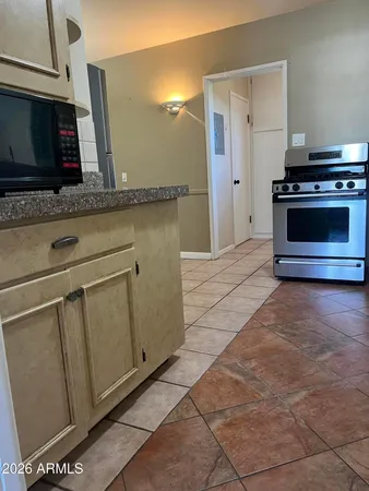 $2,900 | 4121 East Edgemont Avenue, Phoenix, AZ 85008