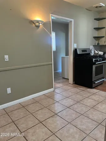 $3,500 | 4121 East Edgemont Avenue, Phoenix, AZ 85008