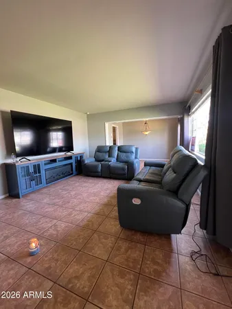 $3,500 | 4121 East Edgemont Avenue, Phoenix, AZ 85008