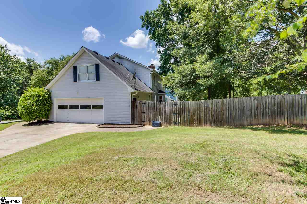 400 Spring Meadow Road Simpsonville, SC 29680 - Photo 3 of 36 Gallery Image 3