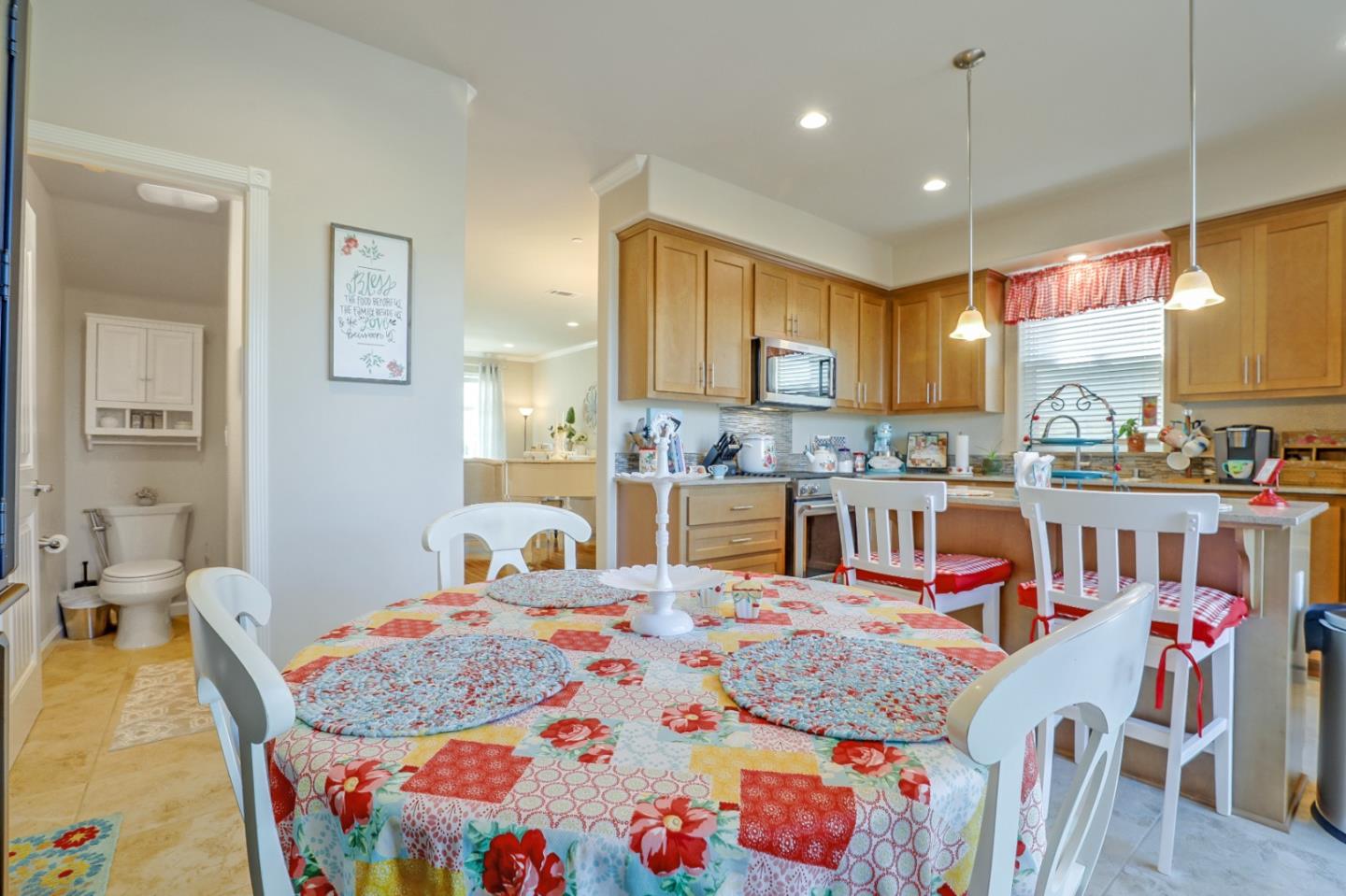 260 Springtime Circle Hollister, CA 95023 - Photo 17 of 46 a very nice looking bedroom with a large window