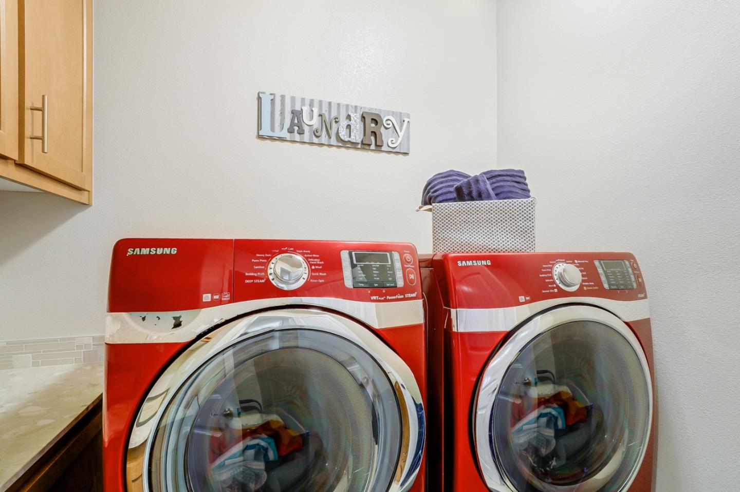 260 Springtime Circle Hollister, CA 95023 - Photo 40 of 46 a utility room with dryer and washer