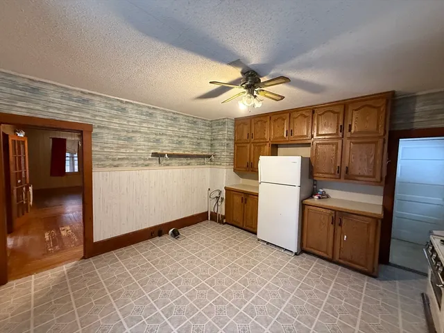 $1,450 | 931 Worcester Road, Unit 1, Barre, MA 01005