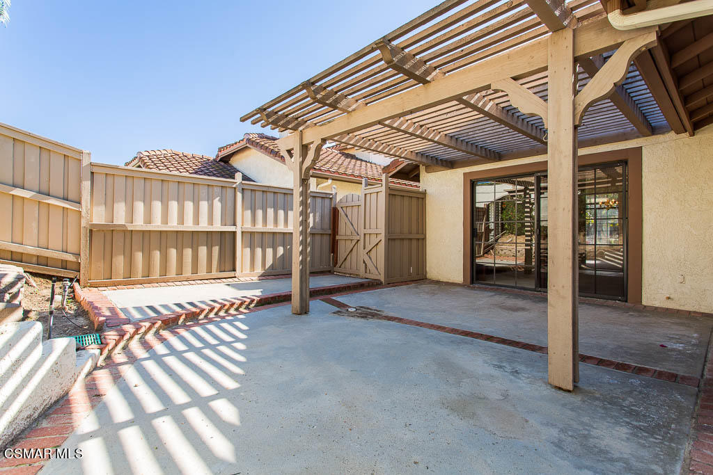 753 Congressional Road Simi Valley, CA 93065 - Photo 21 of 37 a view of a house with a patio