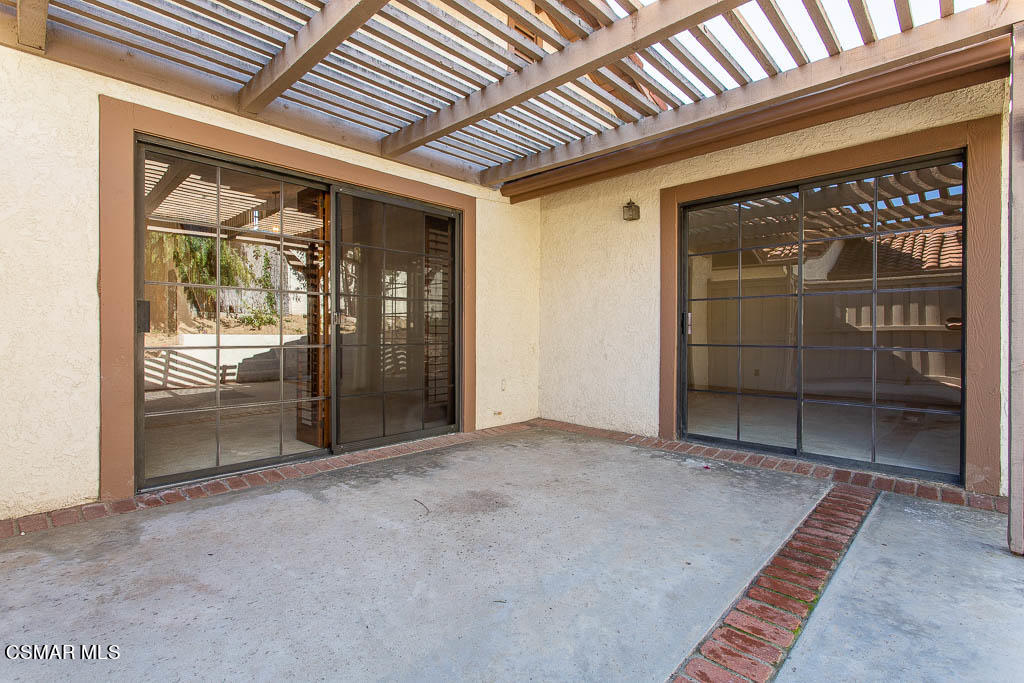753 Congressional Road Simi Valley, CA 93065 - Photo 22 of 37 a view of an empty room with a window