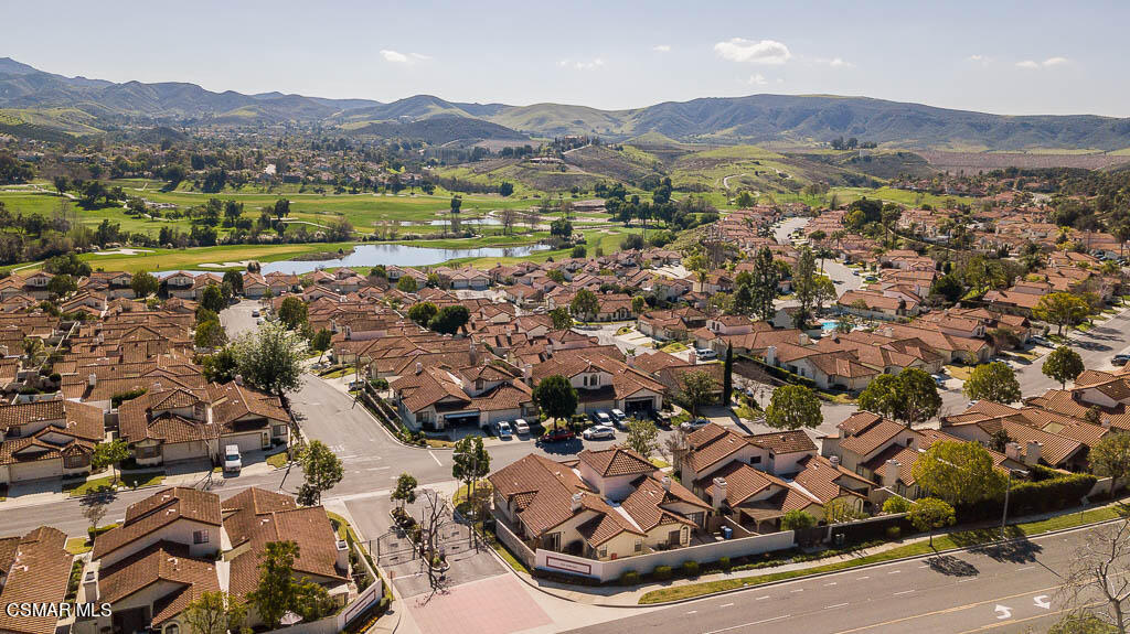 753 Congressional Road Simi Valley, CA 93065 - Photo 25 of 37 an aerial view of residential house and green space