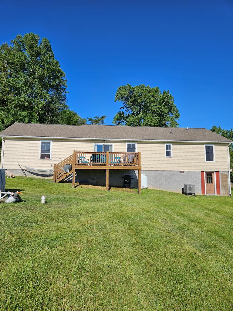 917 Breezy Ridge Road Woodlawn, VA 24381 - Photo 11 of 49 Gallery Image 11