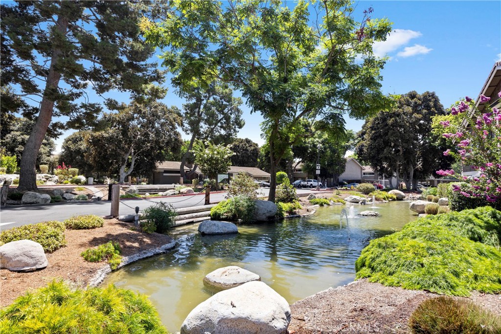 213 Springview Irvine, CA 92620 - Photo 25 of 33