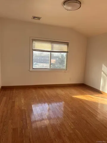 $2,850 | 64-48 Cloverdale Boulevard, Unit 2 | Oakland Gardens