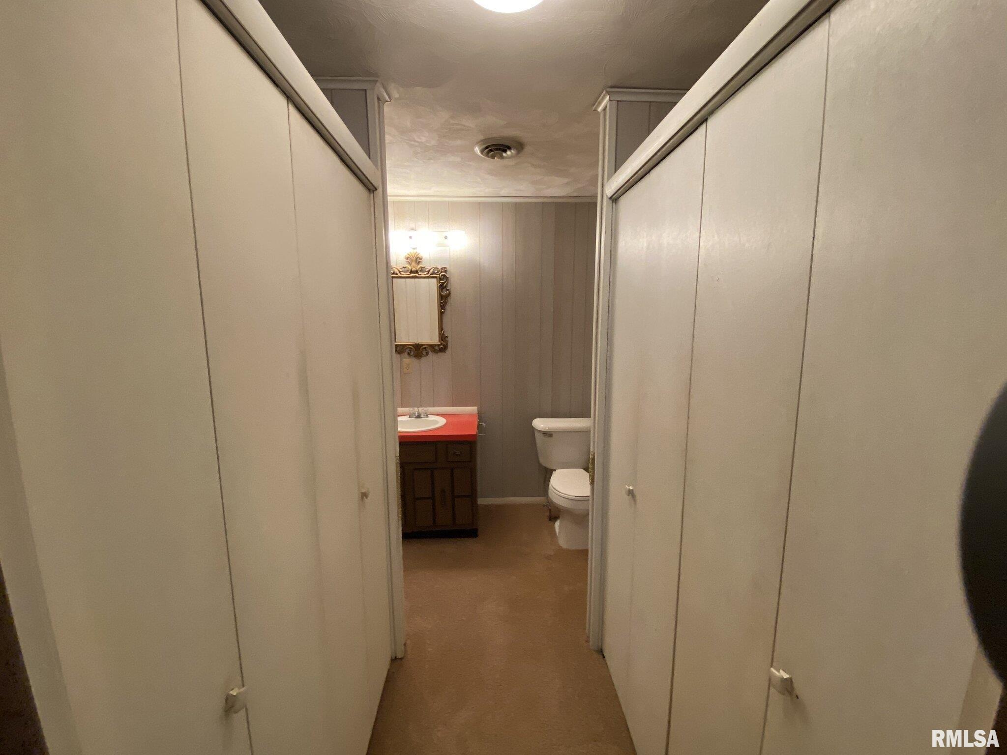 1197 Caprice Road West Frankfort, IL 62896 - Photo 20 of 37 Gallery Image 20