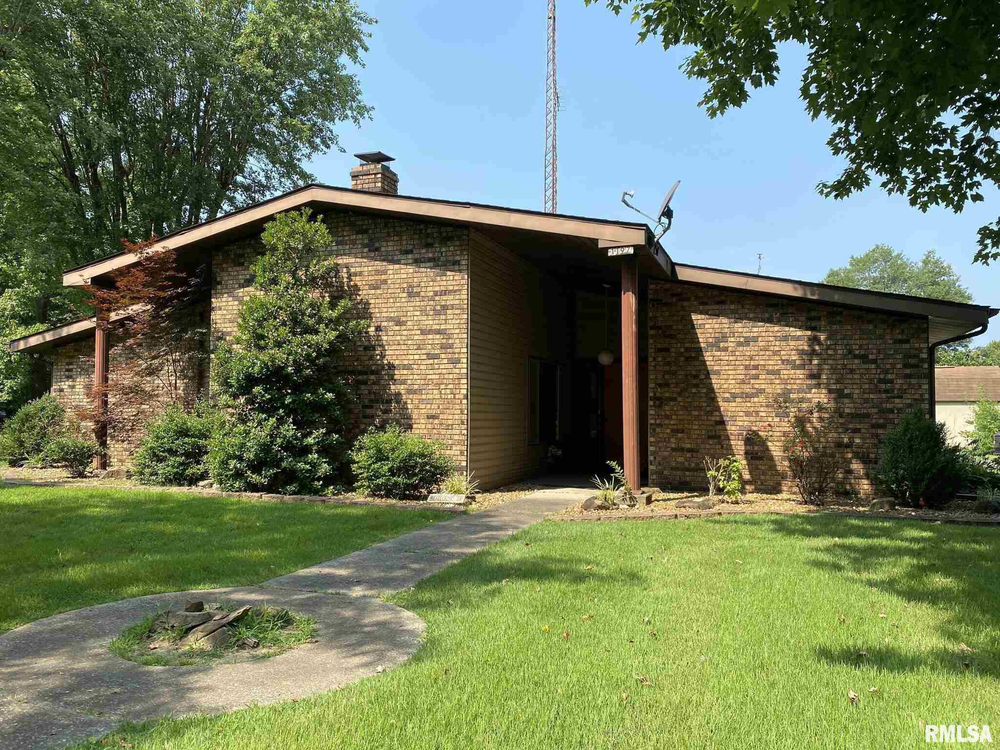 1197 Caprice Road West Frankfort, IL 62896 - Photo 24 of 37 Gallery Image 24