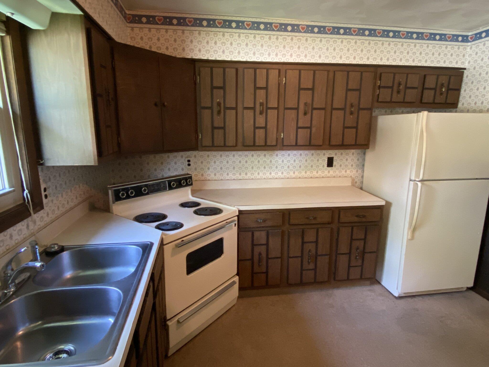 1197 Caprice Road West Frankfort, IL 62896 - Photo 7 of 37 Gallery Image 7