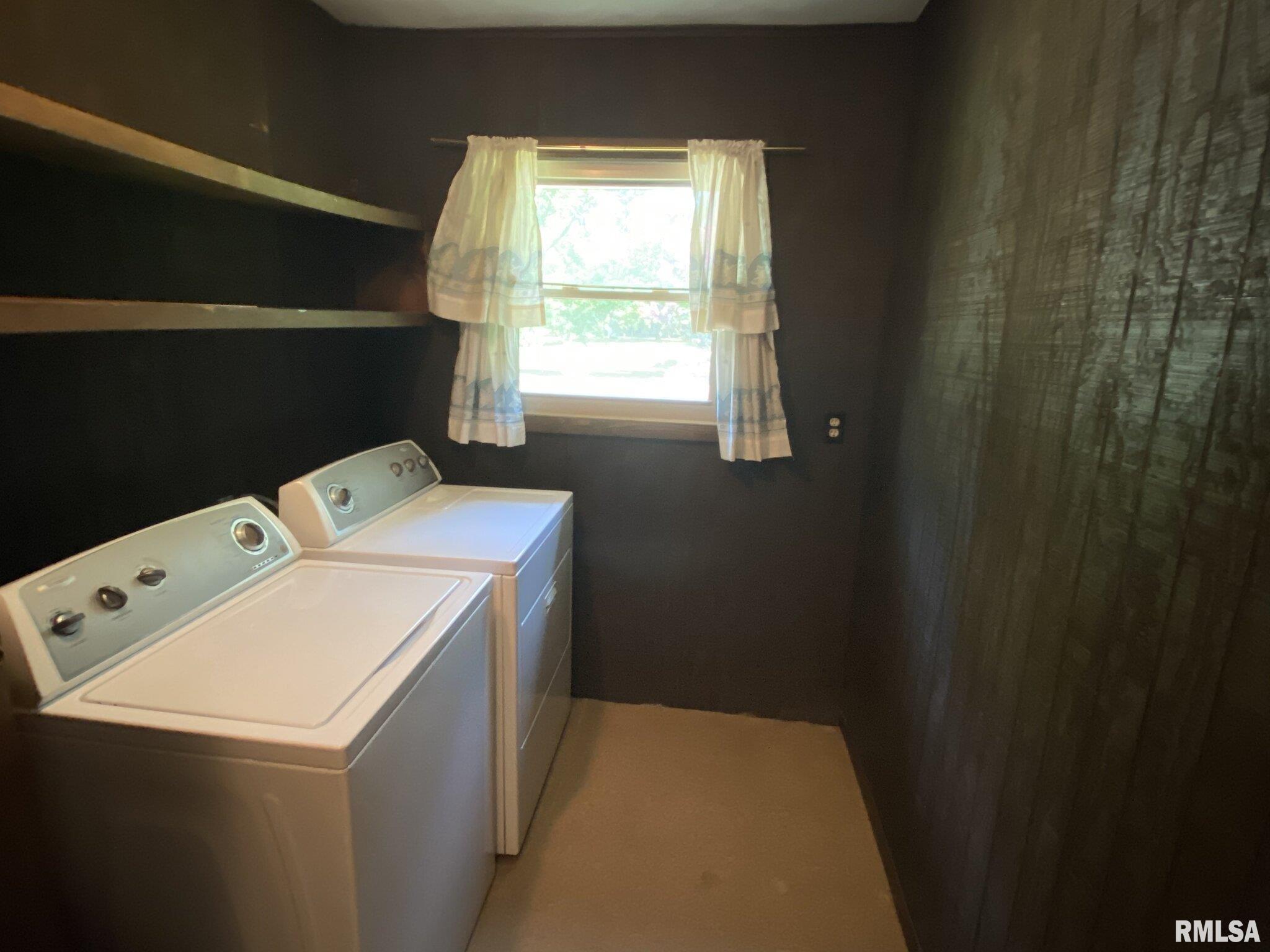 1197 Caprice Road West Frankfort, IL 62896 - Photo 9 of 37 Gallery Image 9