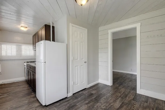 wooden floor in an empty room
