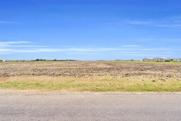 $894,000 | 345 North Armstrong Road, Venus, TX 76084