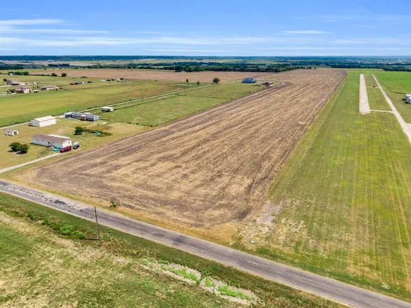 $894,000 | 345 North Armstrong Road, Venus, TX 76084