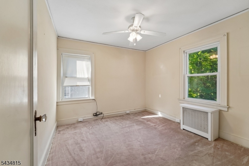 124 Walker Road West Orange, NJ 07052 - Photo 25 of 37