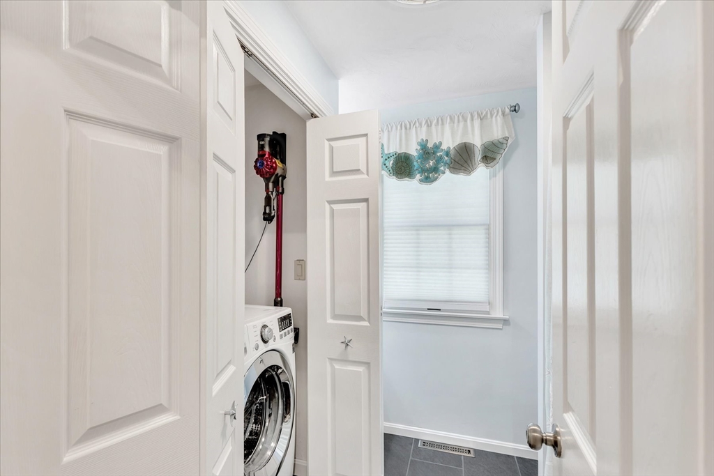 17 Wellfield Road Sandwich, MA 02644 - Photo 11 of 39 a view of living room with furniture and entryway