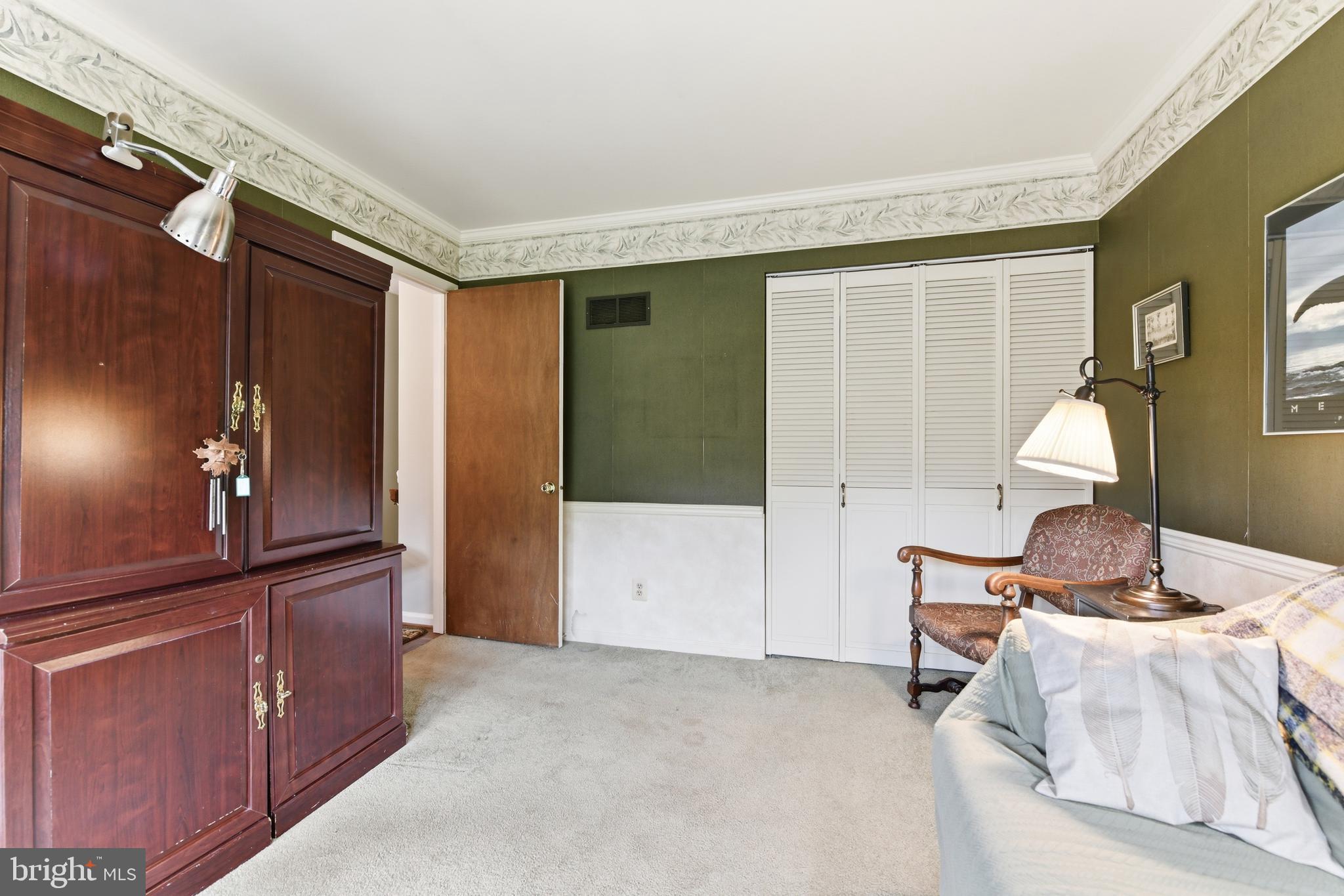 36 Par Drive Reading, PA 19607 - Photo 22 of 41 Back Bedroom 4