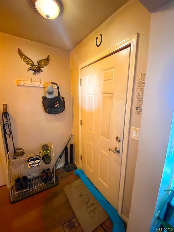 11270 North Rushton Road South Lyon, MI 48178 - Photo 36 of 57 Gallery Image 36