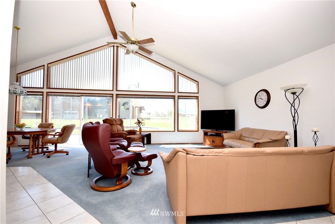 293 Robbins Road Sequim, WA 98382 - Photo 8 of 25