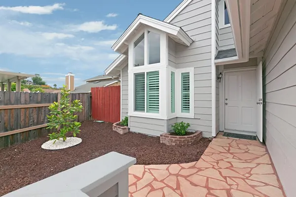 $1,035,000 | 1684 Charlie Horse Way, Oceanside, CA 92057