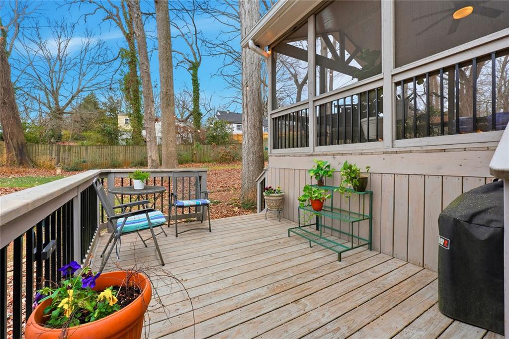 810 Burchill Street Southwest Atlanta, GA 30310 - Photo 20 of 32