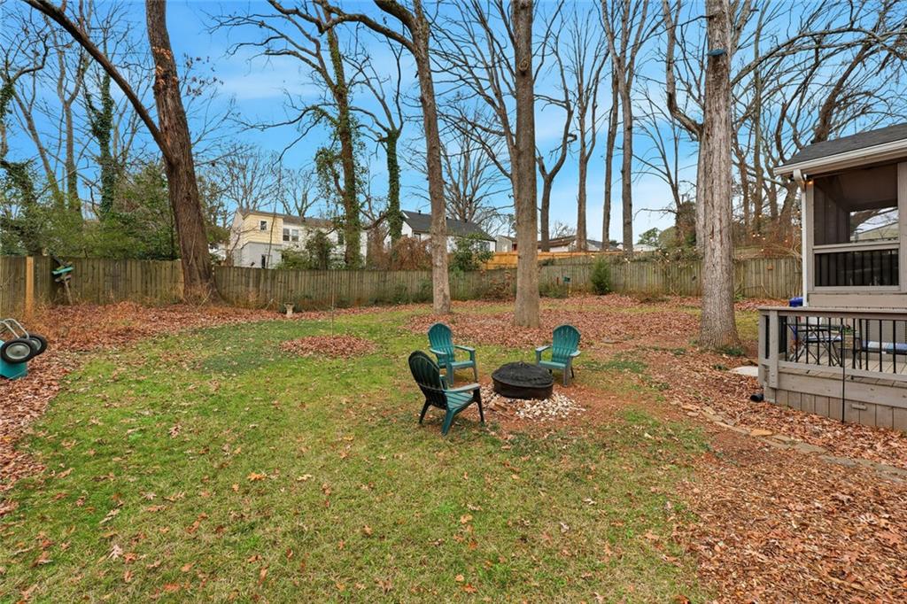 810 Burchill Street Southwest Atlanta, GA 30310 - Photo 22 of 32
