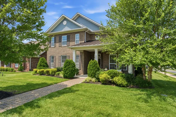 $674,999 | 1551 Drakes Creek Road, Hendersonville, TN 37075