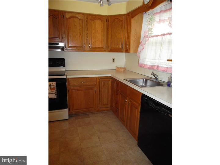 268 Gleaves Road Springfield, PA 19064 - Photo 9 of 23