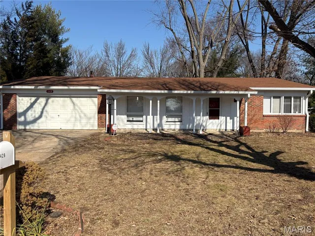 $189,900 | 11428 Surf Side Drive, Spanish Lake, MO 63138