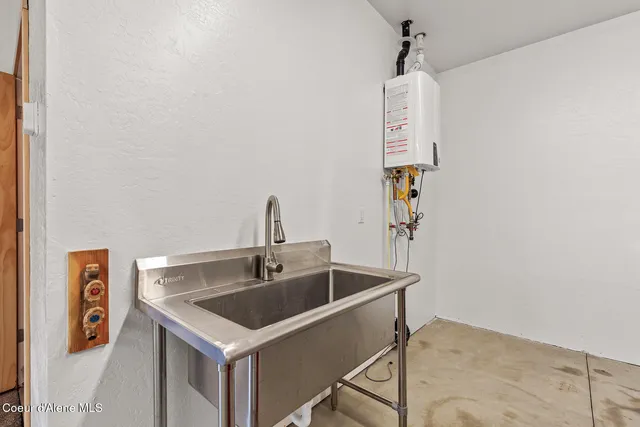 $619,999 | 5471 Corky Court, Spirit Lake, ID 83869