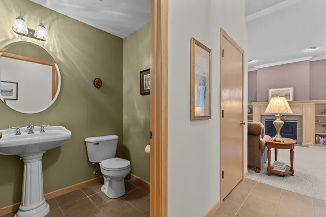 $464,900 | 3034 East Fallcreek Lane, Appleton, WI 54913