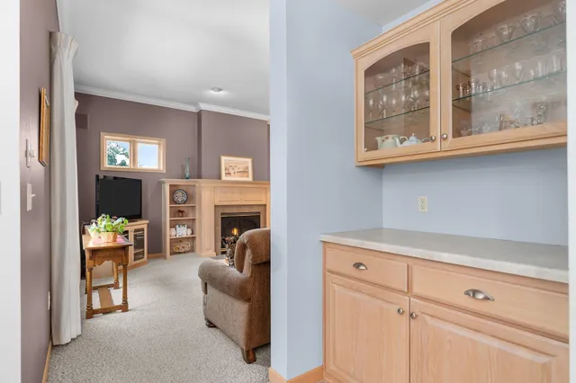 $464,900 | 3034 East Fallcreek Lane, Appleton, WI 54913