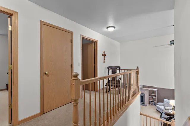 $464,900 | 3034 East Fallcreek Lane, Appleton, WI 54913