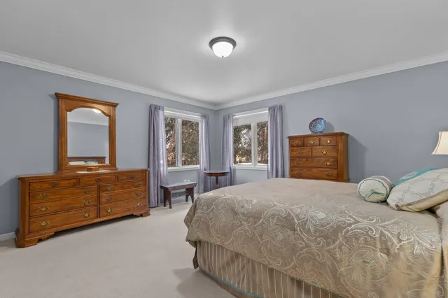 $464,900 | 3034 East Fallcreek Lane, Appleton, WI 54913