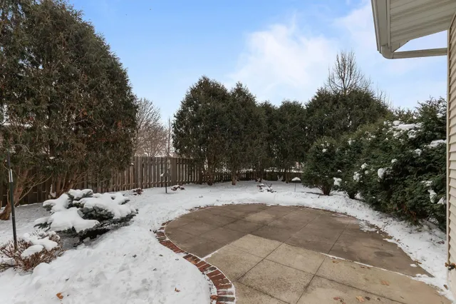 $464,900 | 3034 East Fallcreek Lane, Appleton, WI 54913