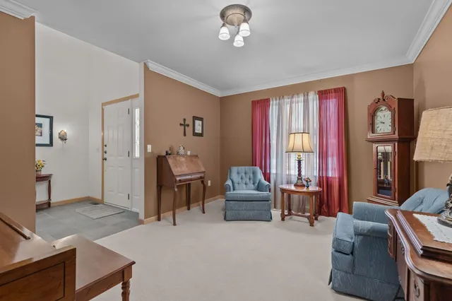 $464,900 | 3034 East Fallcreek Lane, Appleton, WI 54913