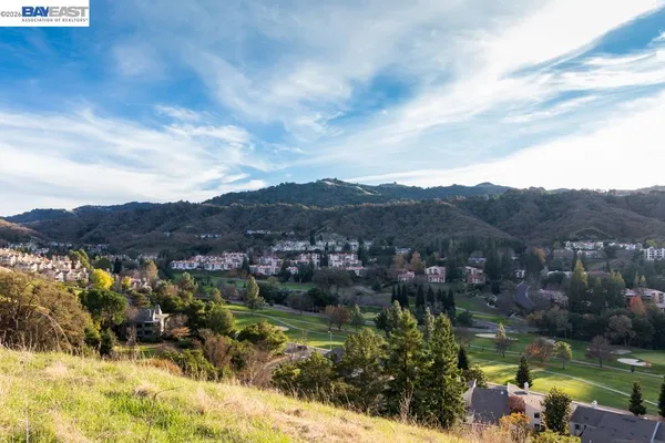 $618,000 | 1301 Leisure Lane, Unit 6, Walnut Creek, CA 94595