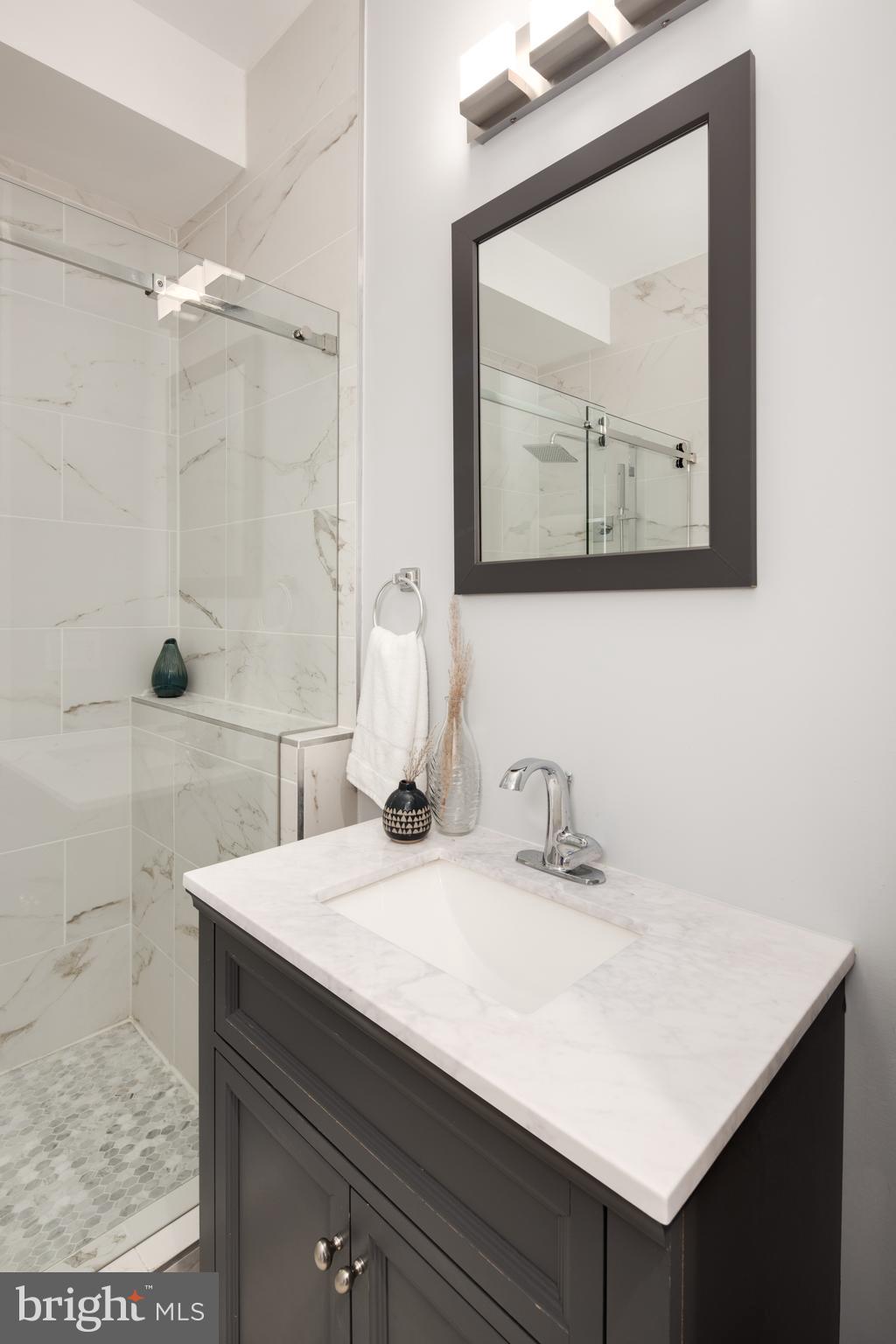 6 R Street Northwest, Unit 201 Washington, DC 20001 - Photo 20 of 38 Gallery Image 20