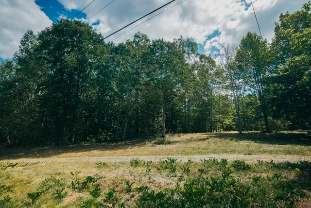 $39,900 | 582 Western Avenue, Dixmont, ME 04932