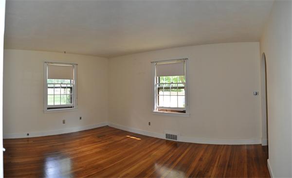 440 Pine Street Amherst, MA 01002 - Photo 5 of 10 Gallery Image 5