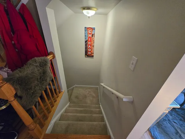 $390,000 | 494 Vaughn Circle, Aurora, IL 60502