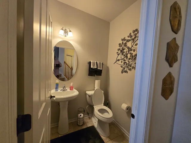 $390,000 | 494 Vaughn Circle, Aurora, IL 60502