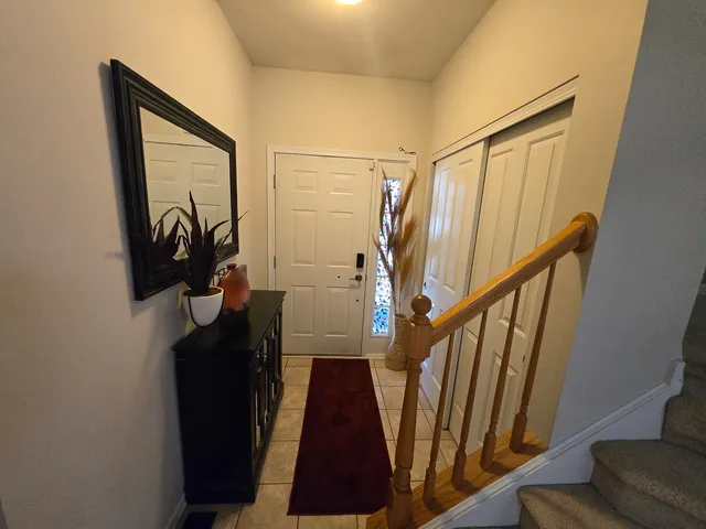 $390,000 | 494 Vaughn Circle, Aurora, IL 60502