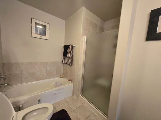 $390,000 | 494 Vaughn Circle, Aurora, IL 60502