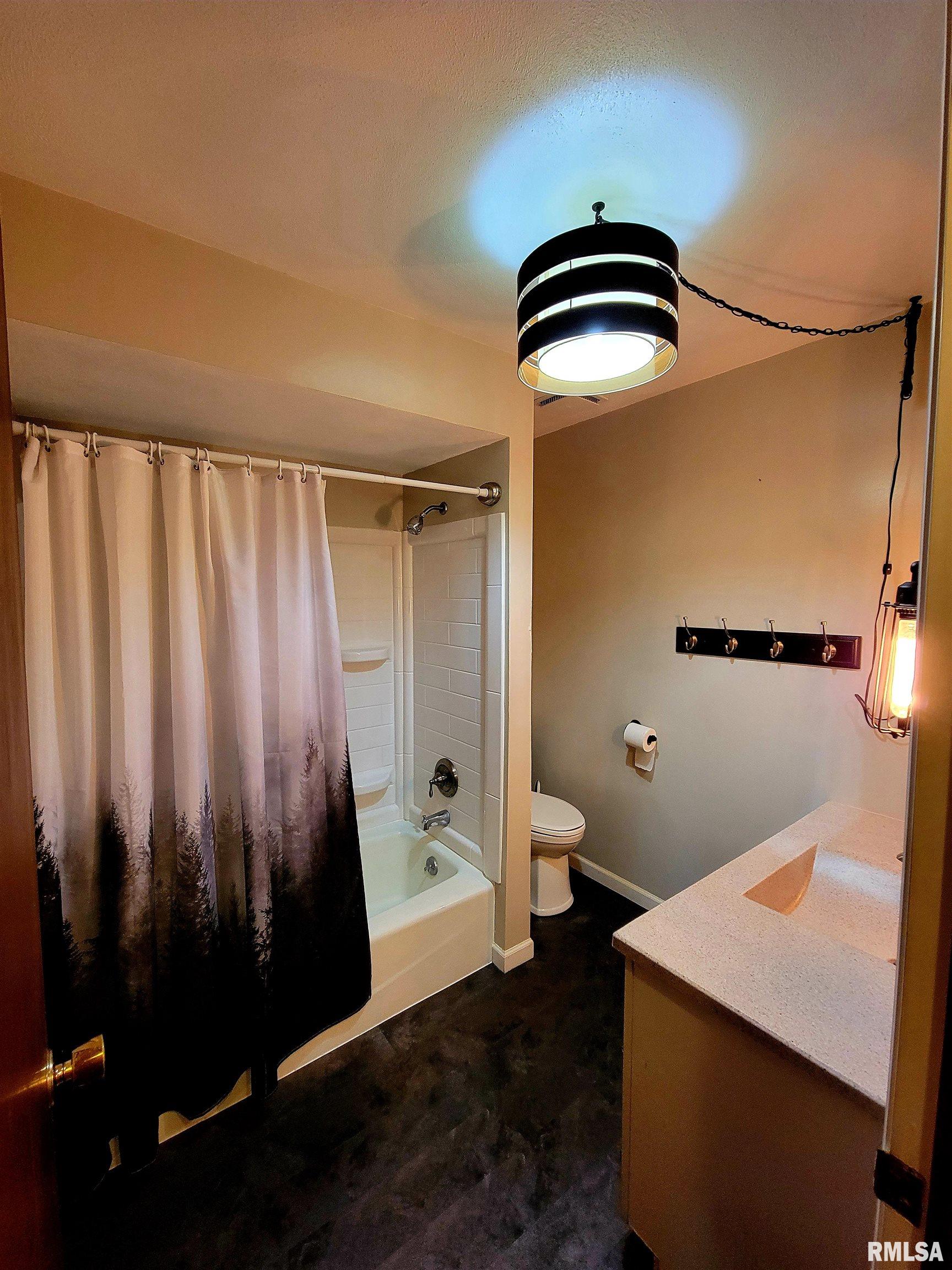 9726 West Whittingham Point Mapleton, IL 61547 - Photo 13 of 24