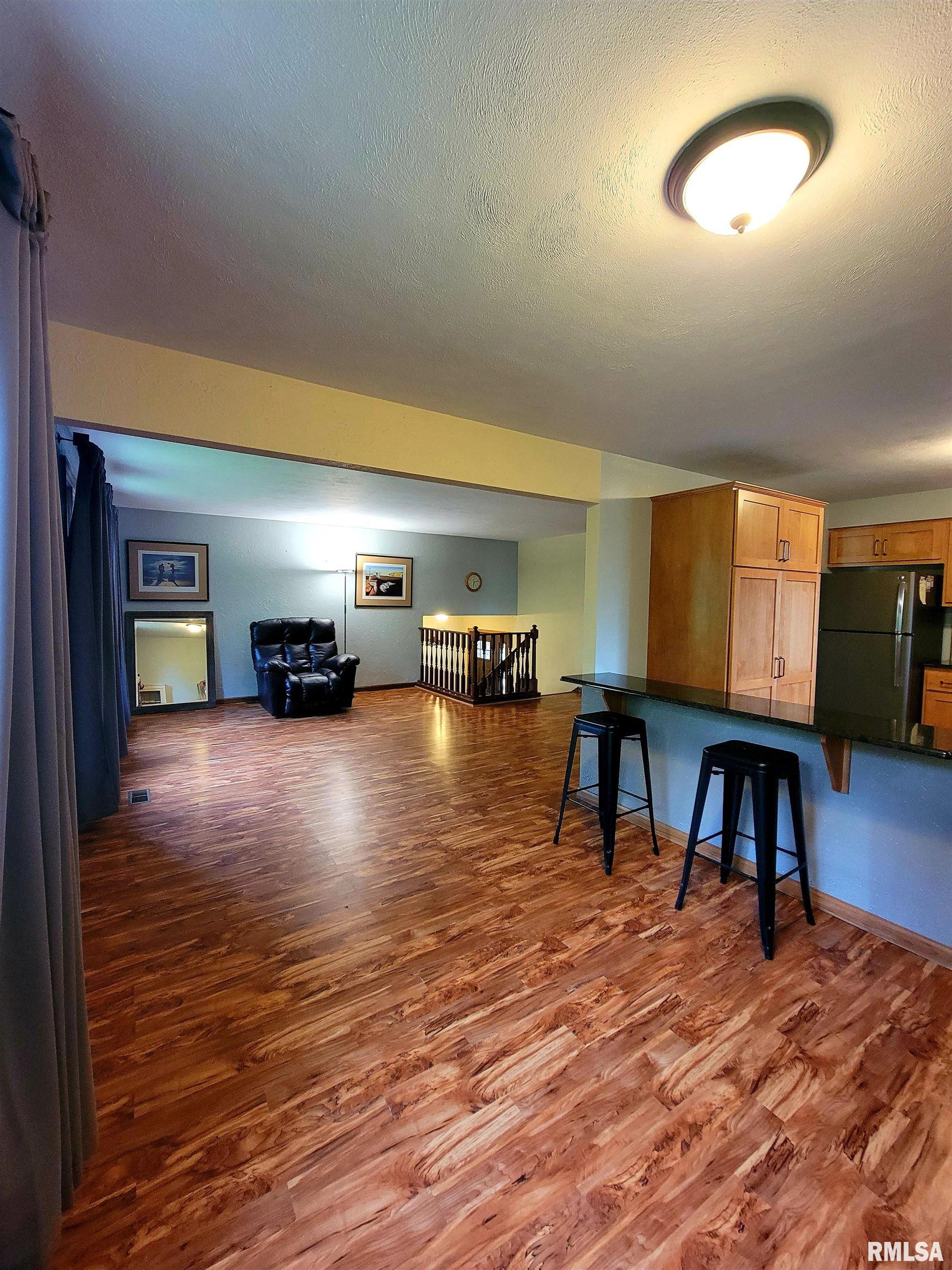 9726 West Whittingham Point Mapleton, IL 61547 - Photo 5 of 24